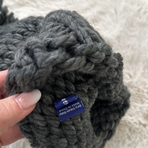 Hat Attack Chunky Knit Beanie Pom Hat Charcoal OS main image 4